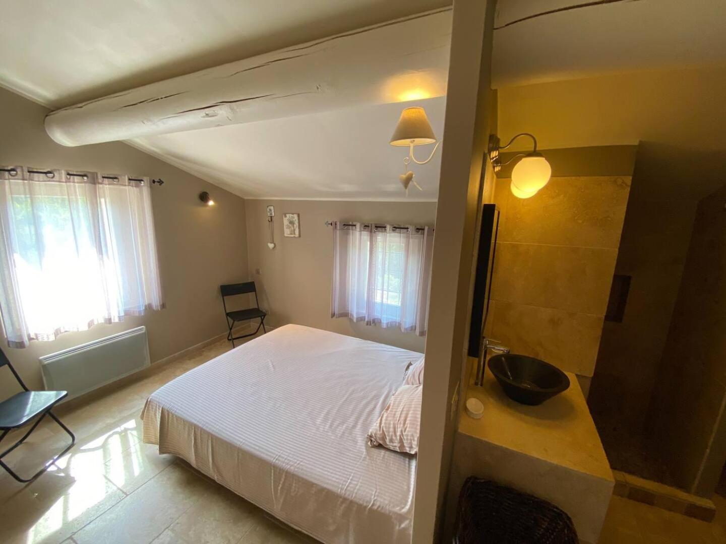 La Petite Colline Villa Apt Ngoại thất bức ảnh