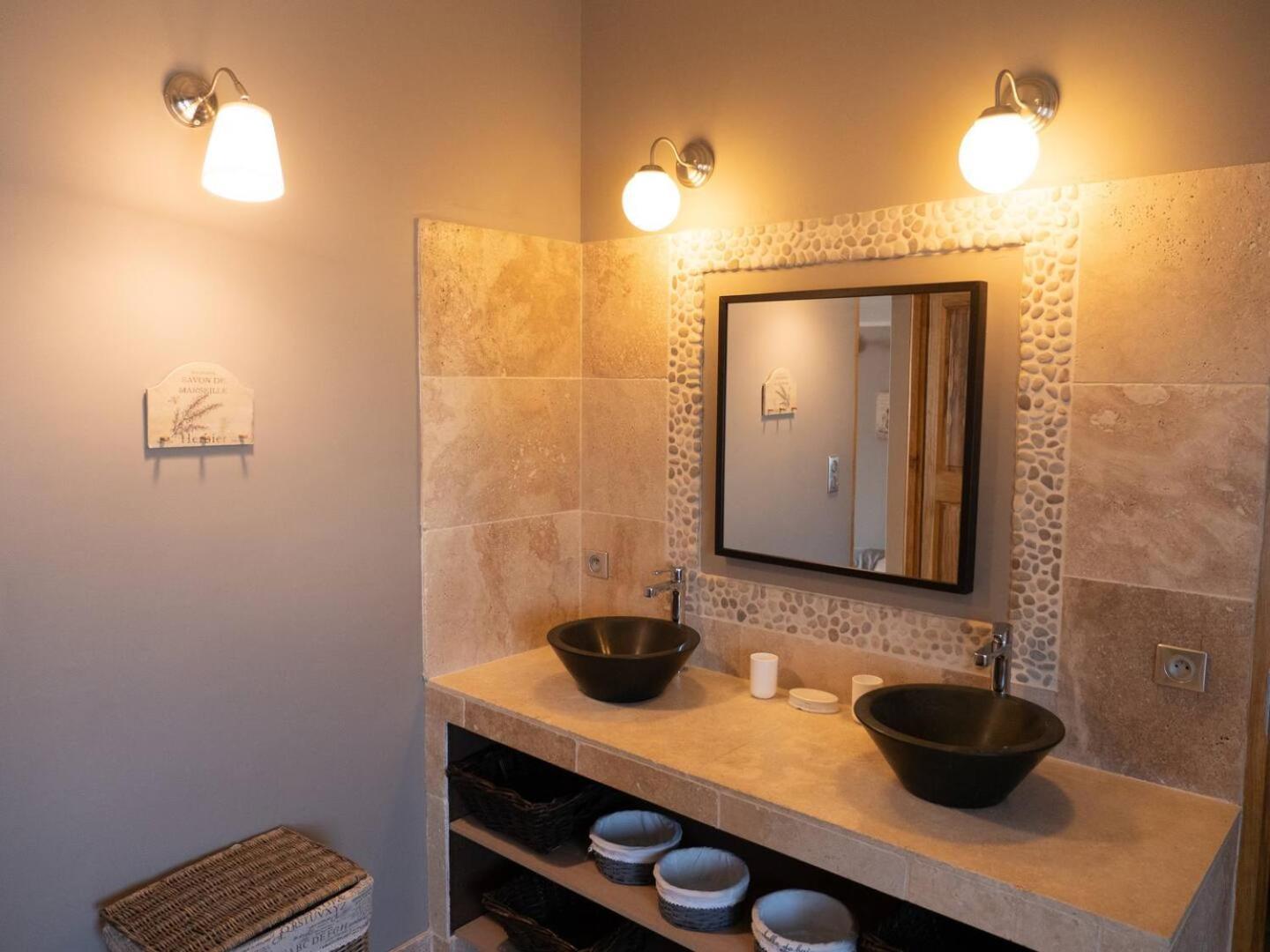 La Petite Colline Villa Apt Ngoại thất bức ảnh